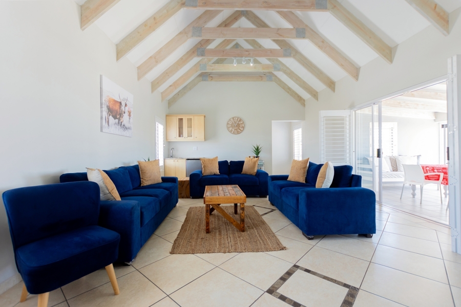 4 Bedroom Property for Sale in Golden Mile Western Cape